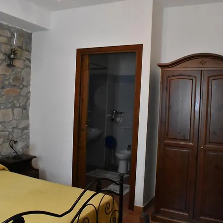 Gospodarstwo agroturystyczne Fontanapietra Tortorici